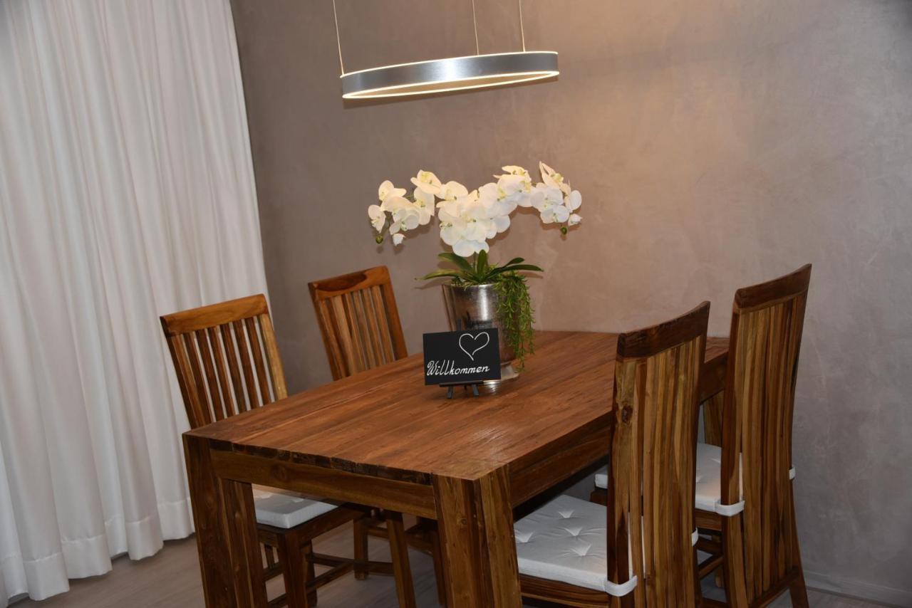 Antike & Modern Deluxe 2 Mit Terrasse Apartman Leipheim Kültér fotó