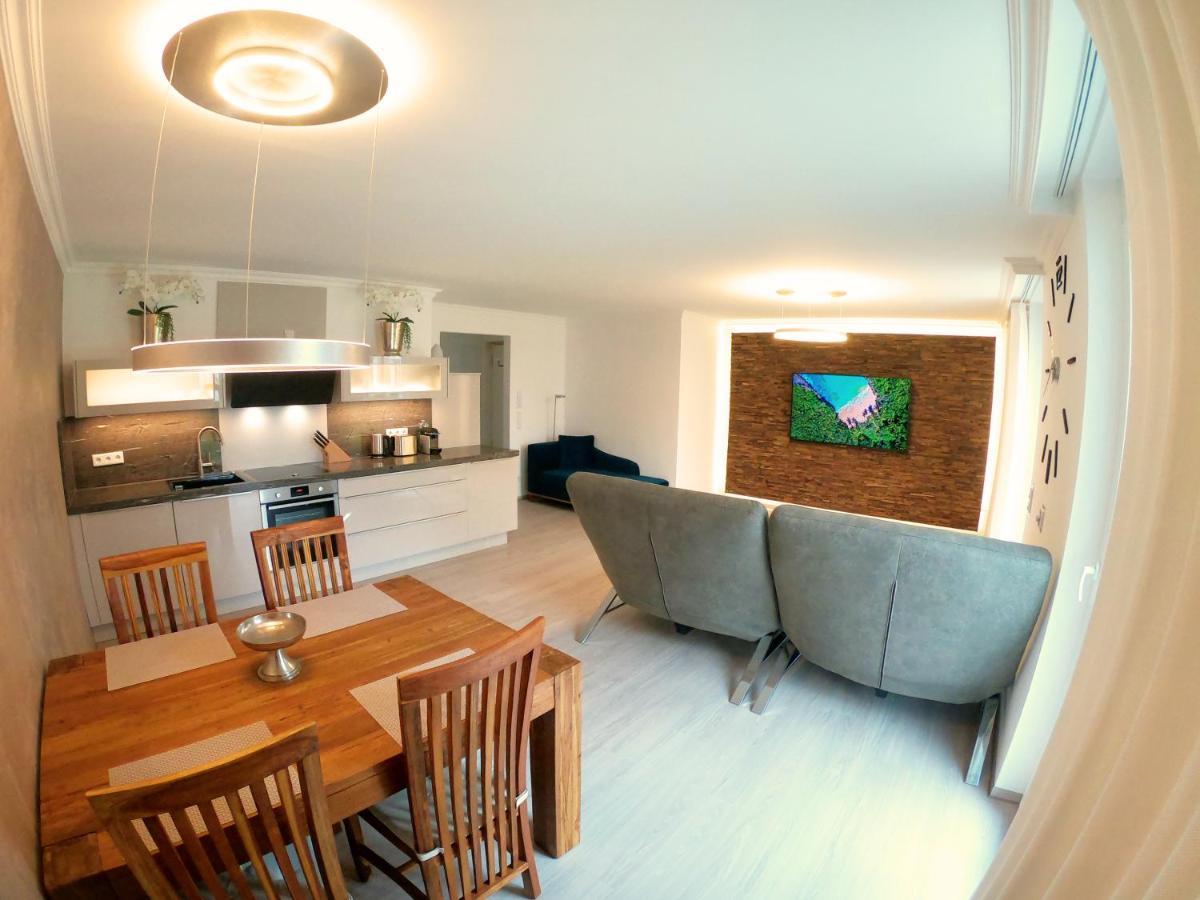 Antike & Modern Deluxe 2 Mit Terrasse Apartman Leipheim Kültér fotó